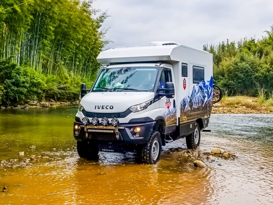 國六，自動(dòng)波，進(jìn)口依維柯4X4越野房車，發(fā)布倒計(jì)時(shí)還有一天。